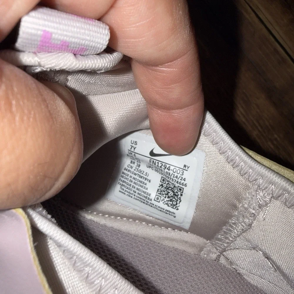 Nike 7y women